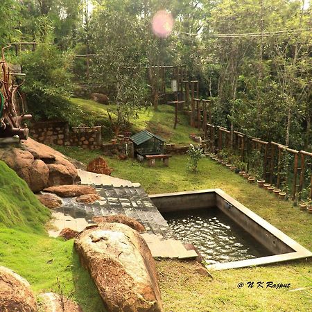 Hotel Bamboo Dale à Munnar Extérieur photo